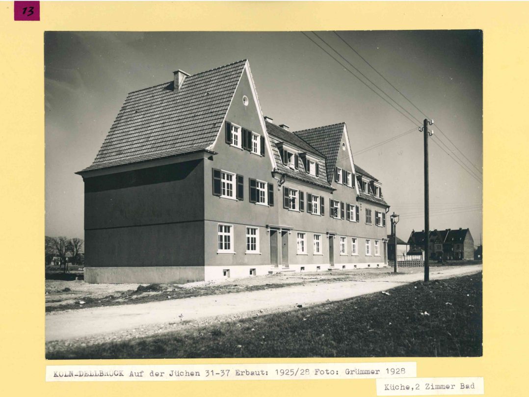 Auf der Jüchen 31-37, erbaut 1925-26, Aufnahme 1928 in Köln-Dellbrück
